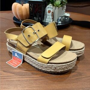 Aetrex orthotic platform comfort Sandals size 10